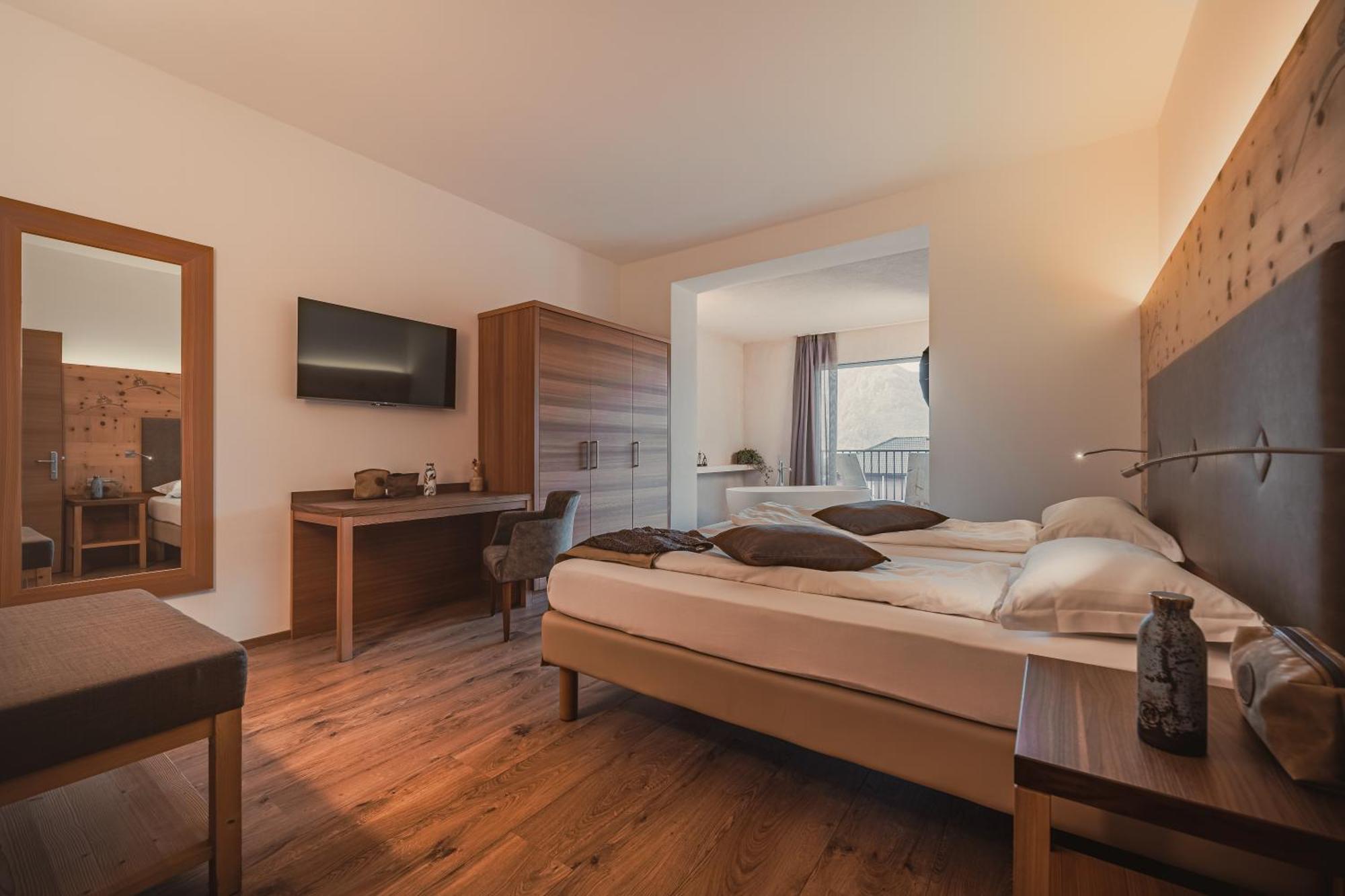Cristallo Sport & Wellness Hotel Levico Terme Δωμάτιο φωτογραφία
