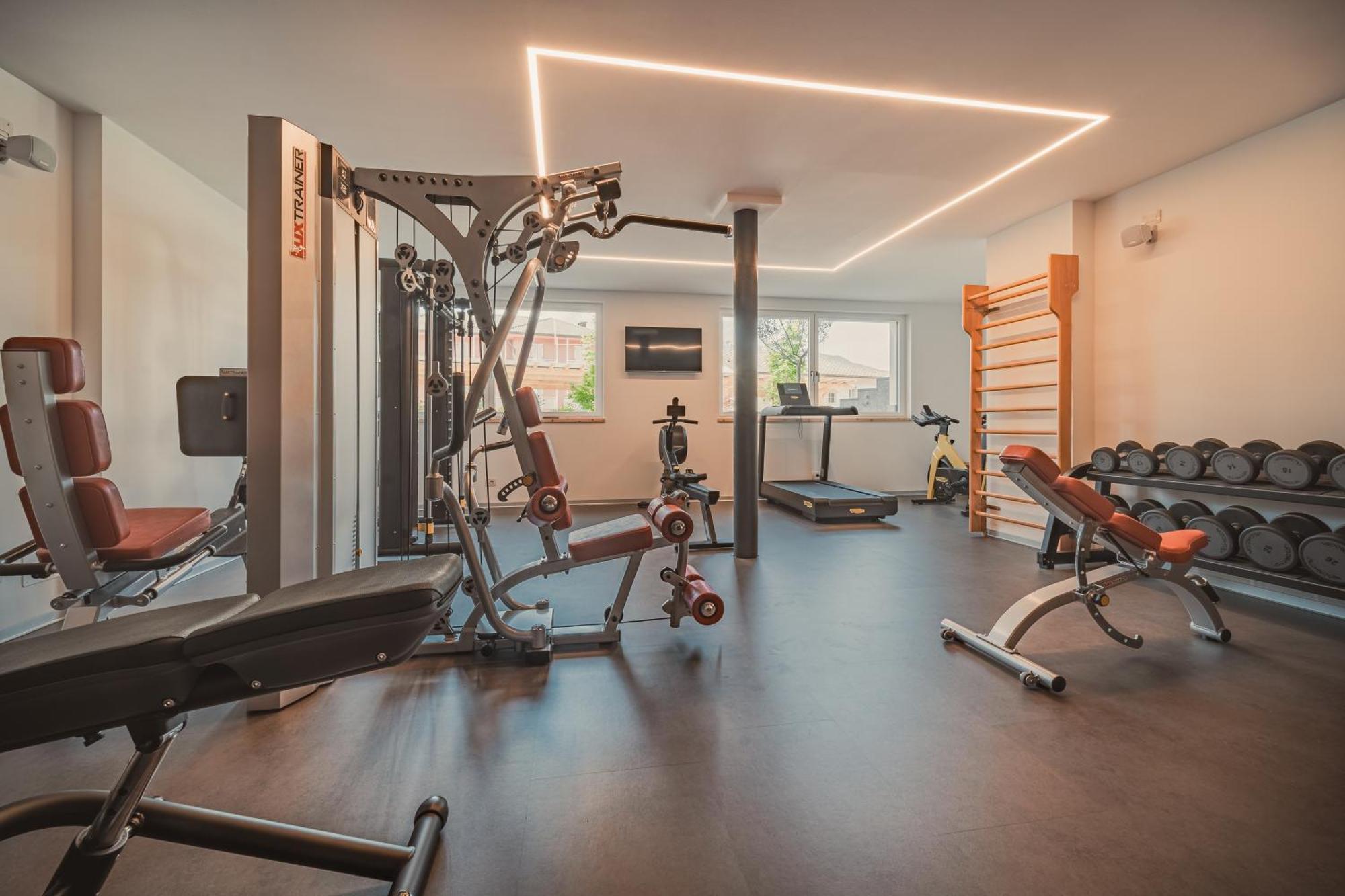 Cristallo Sport & Wellness Hotel Levico Terme Εξωτερικό φωτογραφία